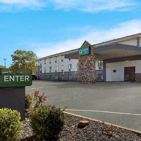 Quality Inn Hall Of Fame Canton Esterno foto