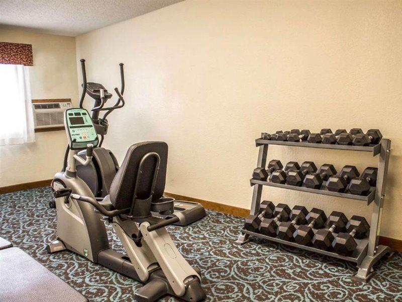 Quality Inn Hall Of Fame Canton Esterno foto