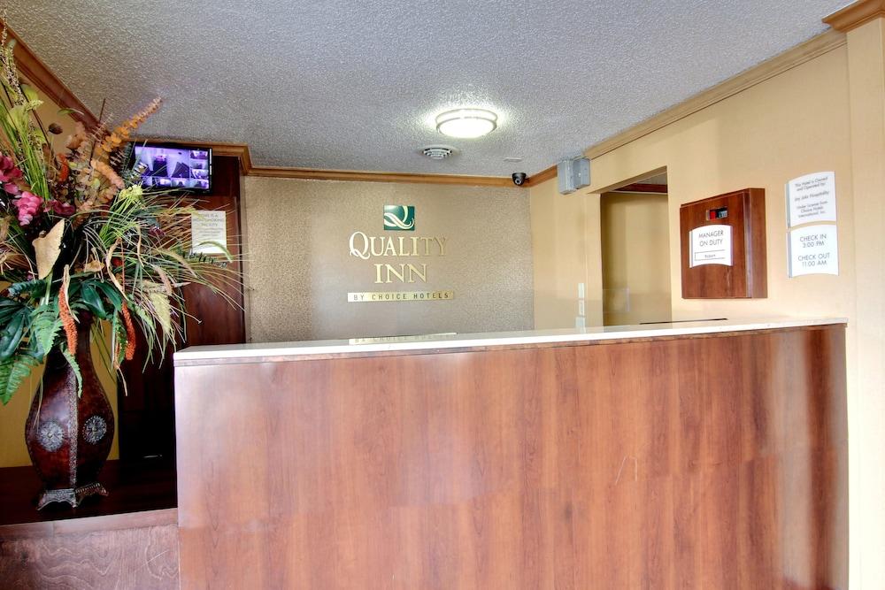 Quality Inn Hall Of Fame Canton Esterno foto