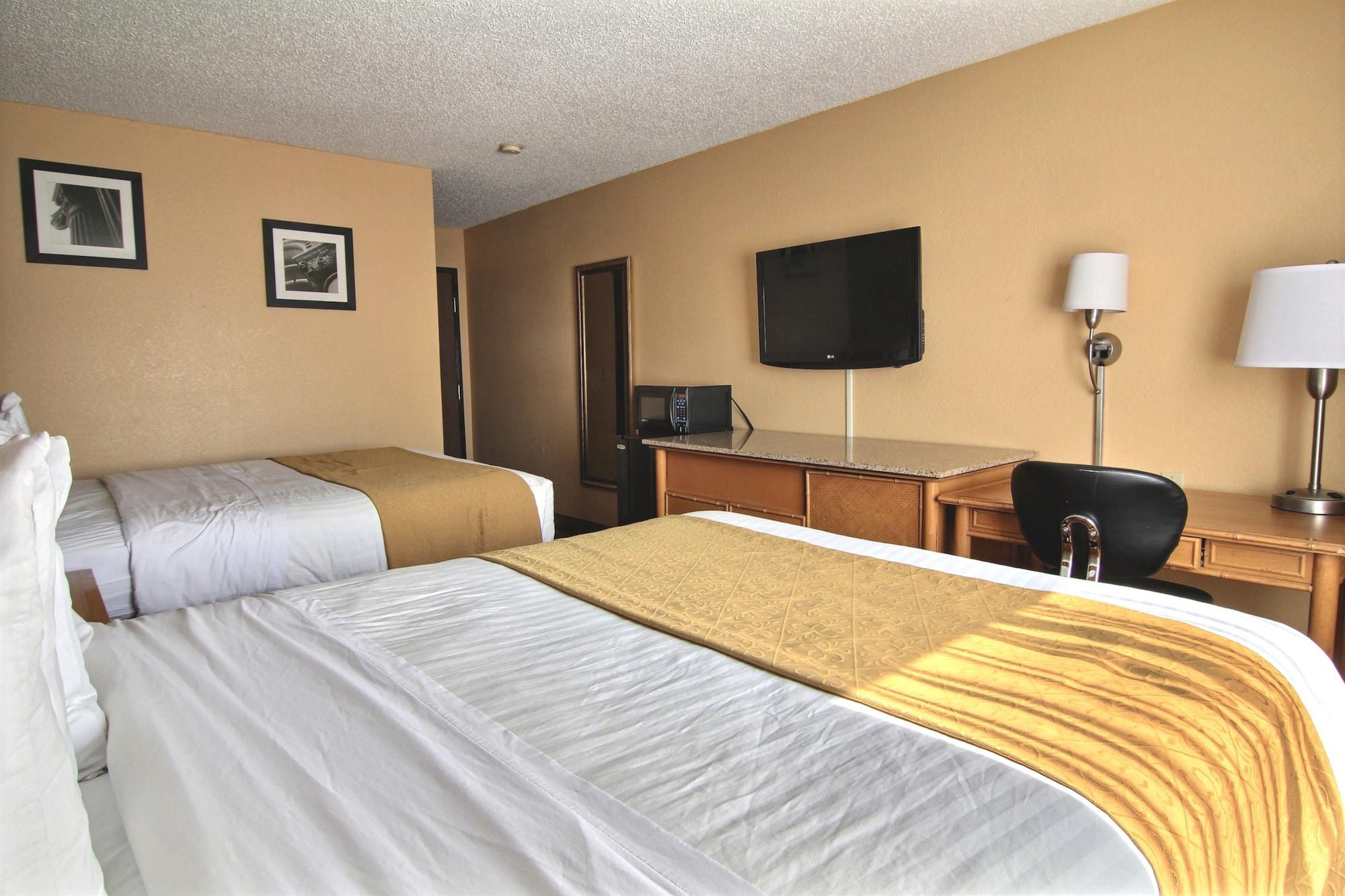 Quality Inn Hall Of Fame Canton Esterno foto